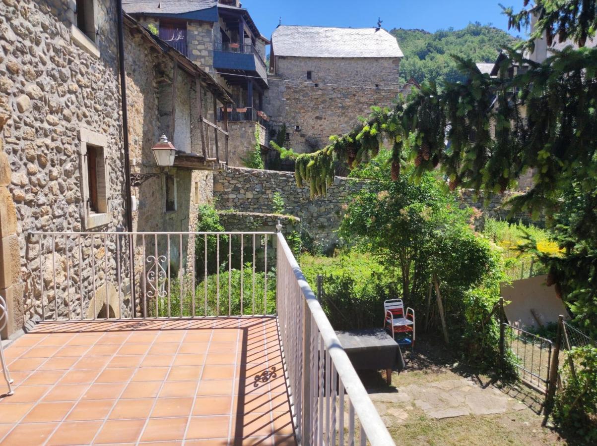 אל פואיו דה חאקה Antigua Casa Chato - Tucasaenlospirineos מראה חיצוני תמונה